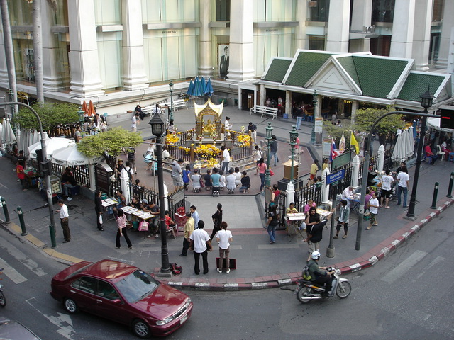 erawan shrine Bangkok